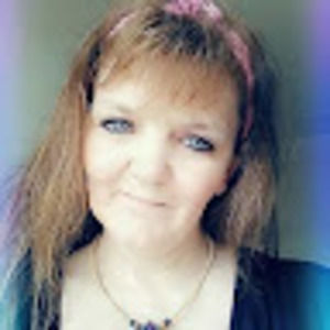 Meet your Posher, Tonya